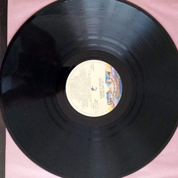 Live & More Donna Summer Double Length Vinyl Record Album Set Casablanca Records - Picture 4 of 12